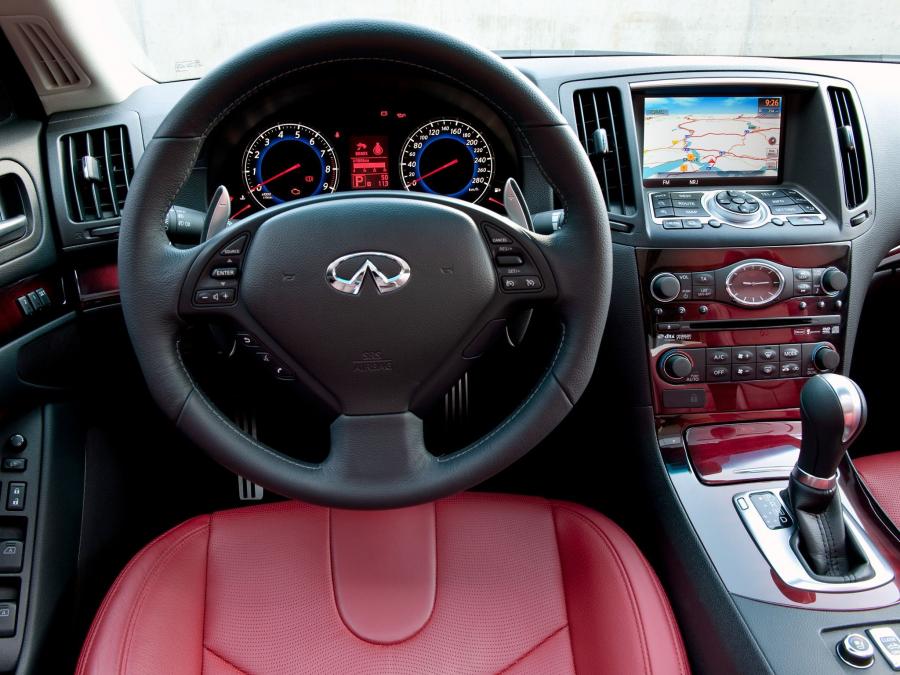  Infiniti G37 Convertible 2008 года  (EU) (фото 18 из 39)
